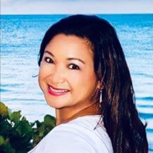 Meet your Posher, Leah